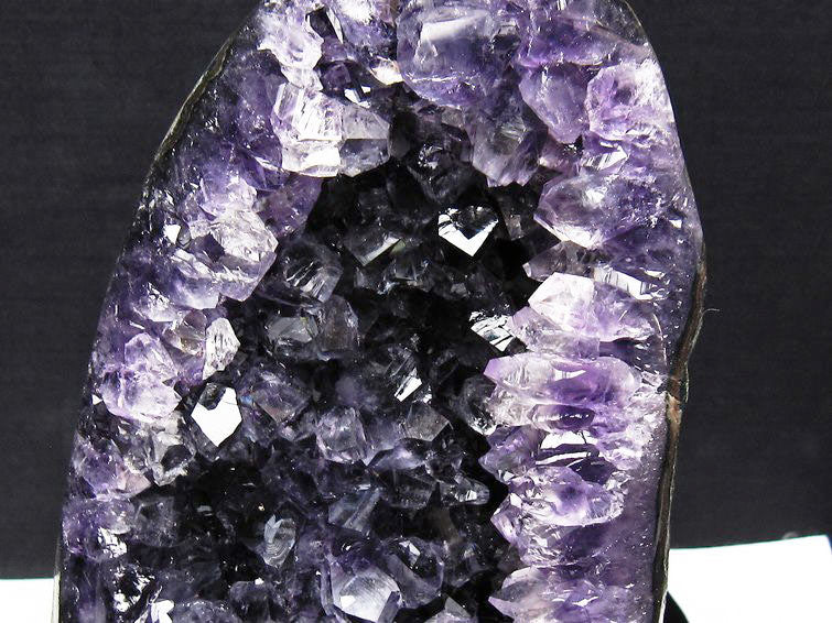 1.3Kg アメジスト クラスター ウルグアイ産 原石 amethyst 一点物 台座付属 182-8039
