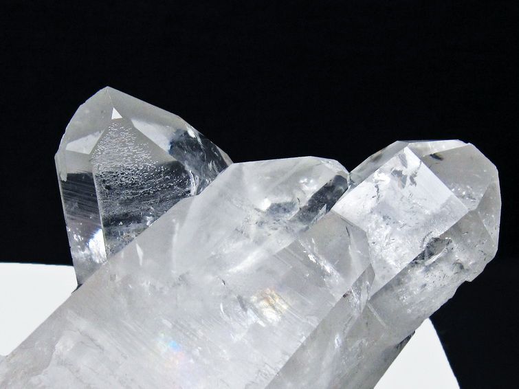 水晶クラスター 原石 クォーツインクォーツ 台座付属 ブラジル ミナスジェライス州 コリント産 一点物 レムリアンシード 182-8086