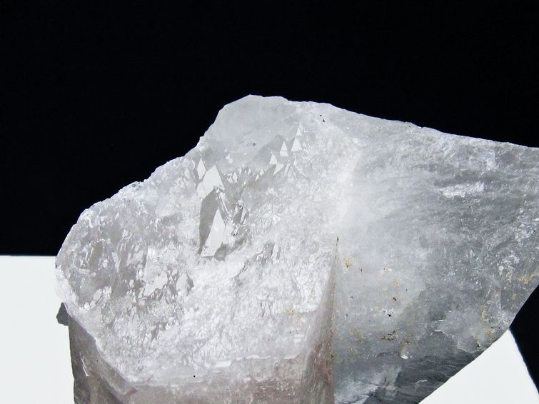 水晶クラスター 原石 ブラジル ミナスジェライス州 コリント産 一点物 台座付属 レムリアンシード 182-8089