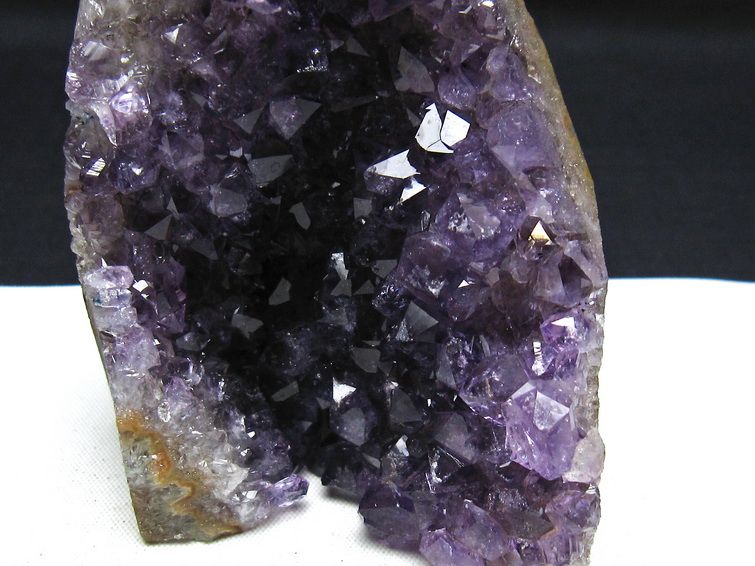 アメジスト クラスター ウルグアイ産 アメジスト 原石 一点物 182-8280