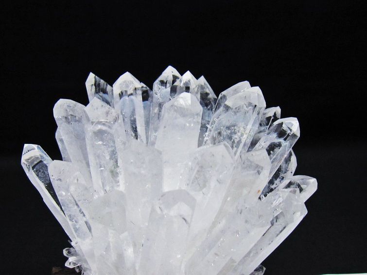 水晶 クラスター 水晶 原石 台座付属 一点物 182-8579