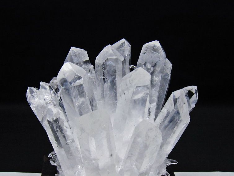 水晶 クラスター 水晶 原石 台座付属 一点物 182-8585