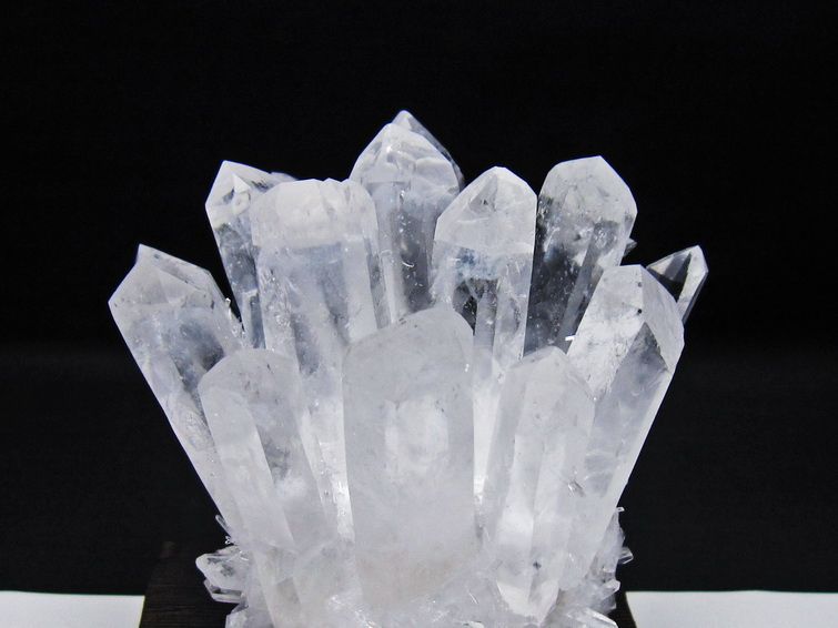 水晶 クラスター 水晶 原石 台座付属 一点物 182-8592
