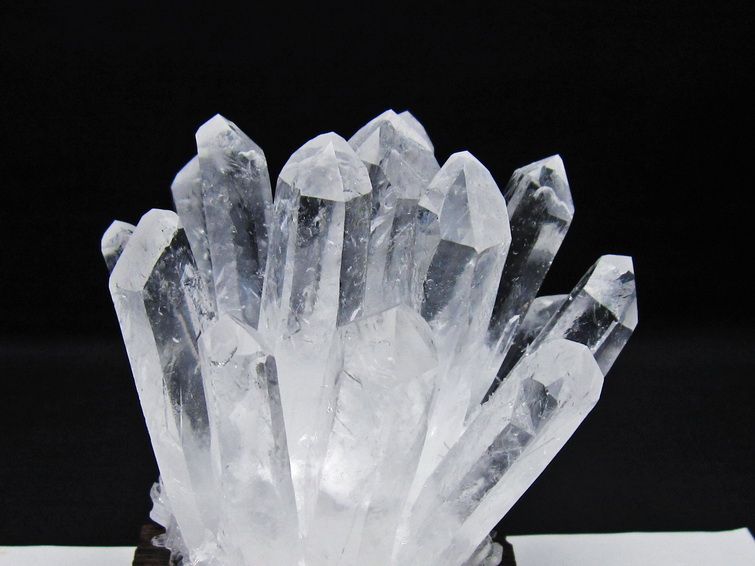 水晶 クラスター 水晶 原石 台座付属 一点物 182-8630