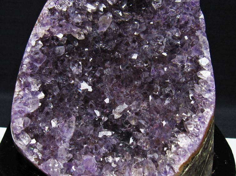 アメジスト クラスター ウルグアイ産 アメジスト 原石 amethyst 台座付属 一点物 182-8728