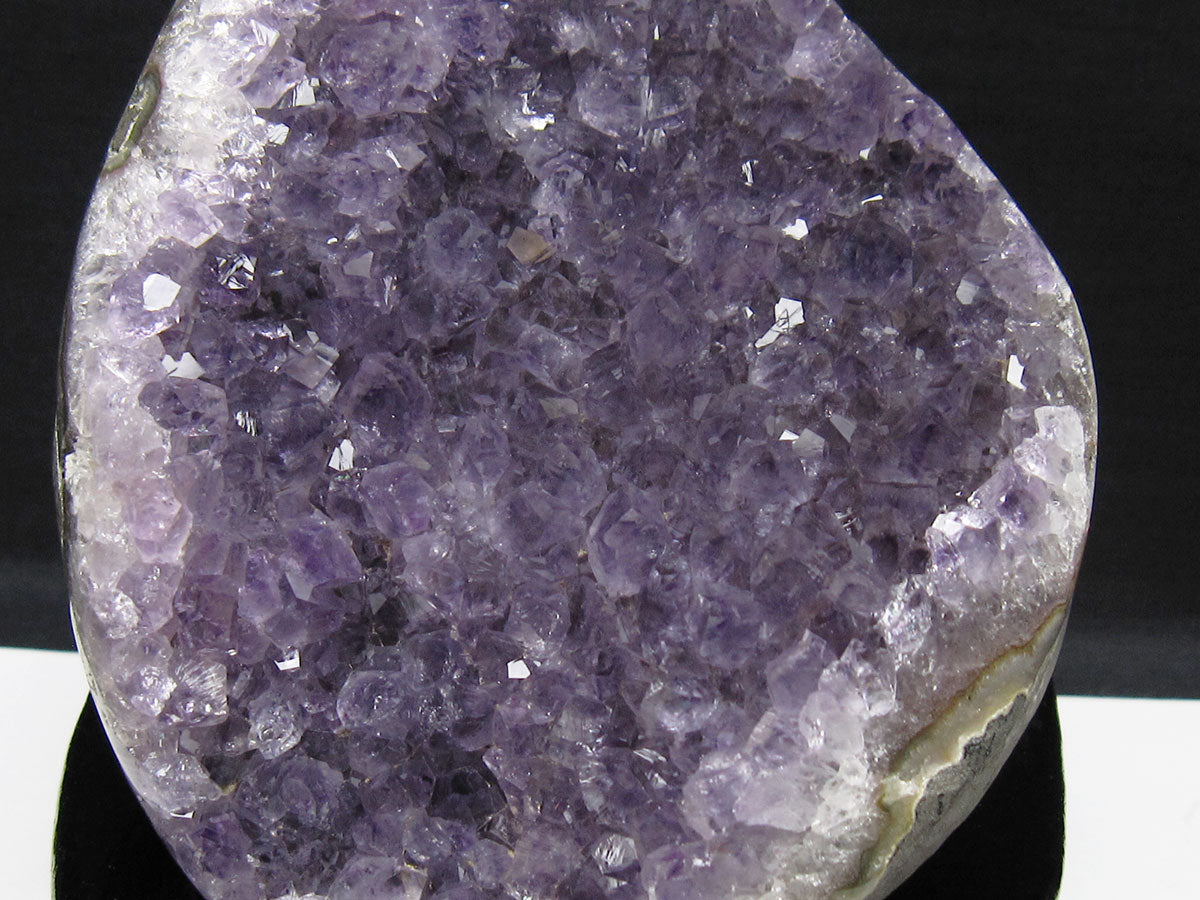 1.3Kg アメジスト クラスター ウルグアイ産 アメジスト 原石 amethyst 台座付属 一点物 182-8742
