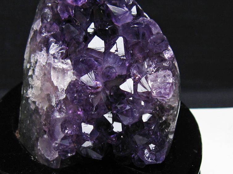 アメジスト クラスター ウルグアイ産 アメジスト 原石 amethyst 台座付属 一点物 182-8773