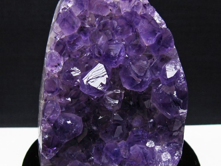 アメジスト クラスター ウルグアイ産 アメジスト 原石 amethyst 台座付属 一点物 182-8795