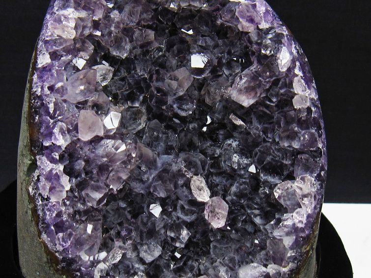 1.3Kg アメジスト 原石 ウルグアイ産 アメジスト クラスター amethyst 台座付属 一点物 182-8811
