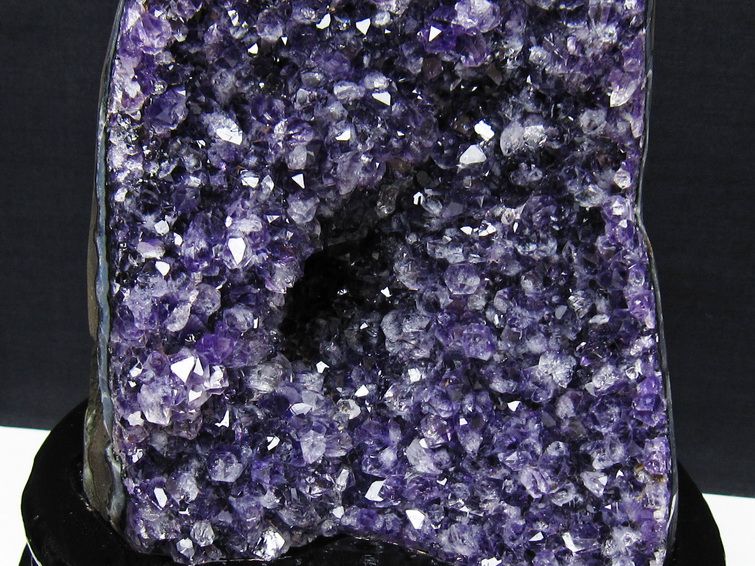 2Kg アメジスト 原石 ウルグアイ産 アメジスト クラスター amethyst 台座付属 一点物 182-8813