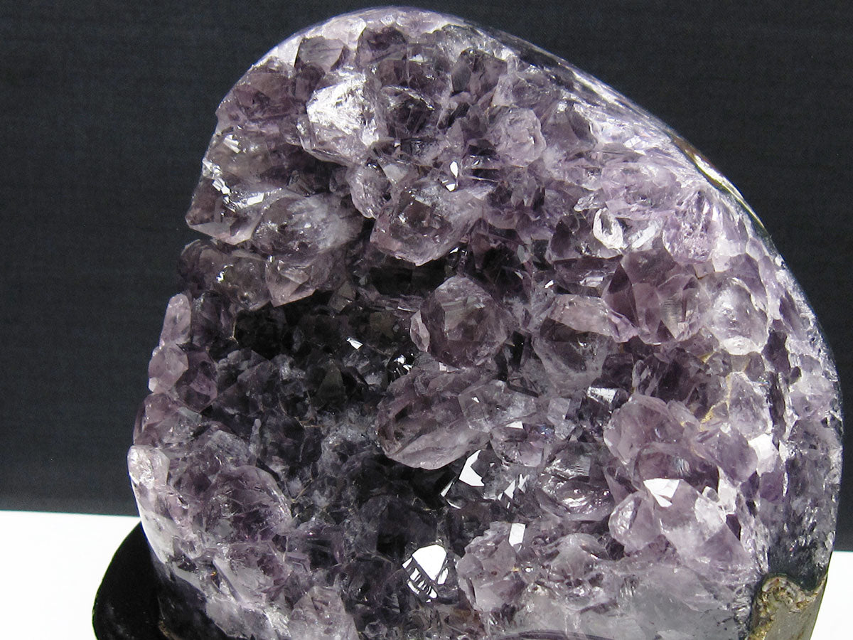 1.6Kg アメジスト 原石 ウルグアイ産 アメジスト クラスター amethyst 台座付属 一点物 182-8817