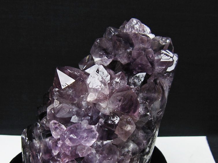 1.4Kg アメジスト クラスター ウルグアイ産 アメジスト 原石 amethyst 台座付属 一点物 182-8819