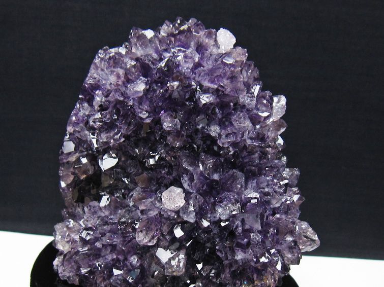 アメジスト クラスター ウルグアイ産 アメジスト 原石 amethyst 台座付属 一点物 182-8832