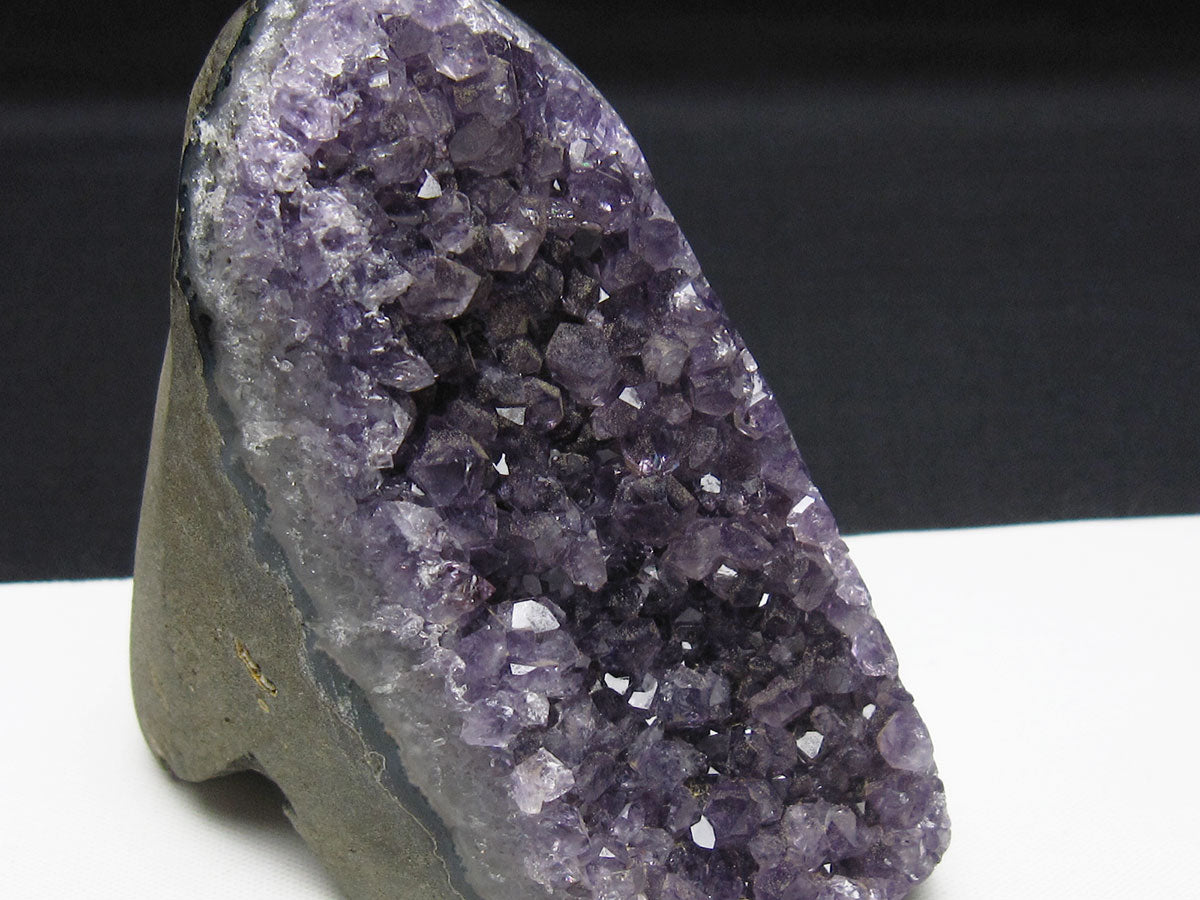 アメジスト クラスター ウルグアイ産 アメジスト 原石 amethyst 一点物 182-8838