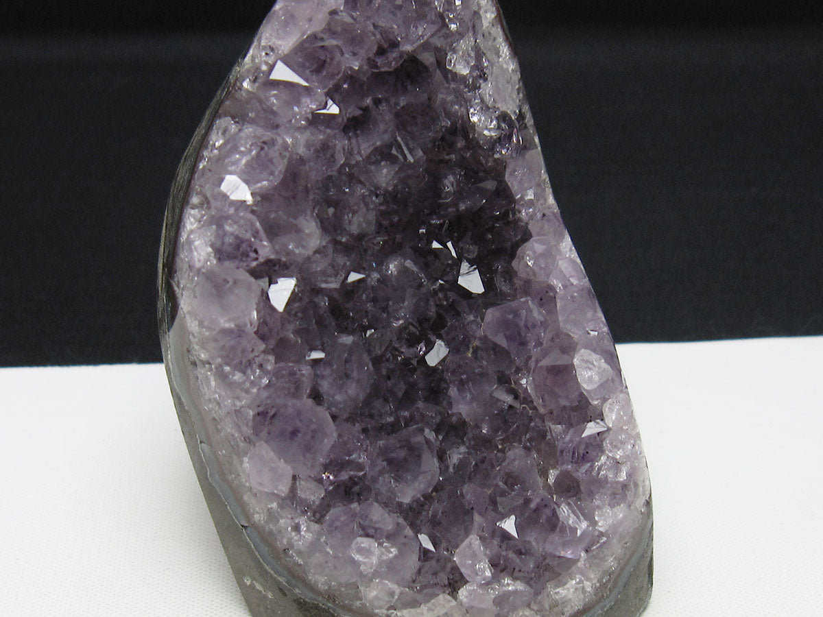 アメジスト クラスター ウルグアイ産 アメジスト 原石 amethyst 一点物 182-8840