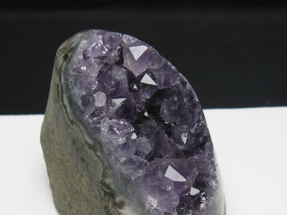 アメジスト クラスター ウルグアイ産 アメジスト 原石 amethyst 一点物 182-8889