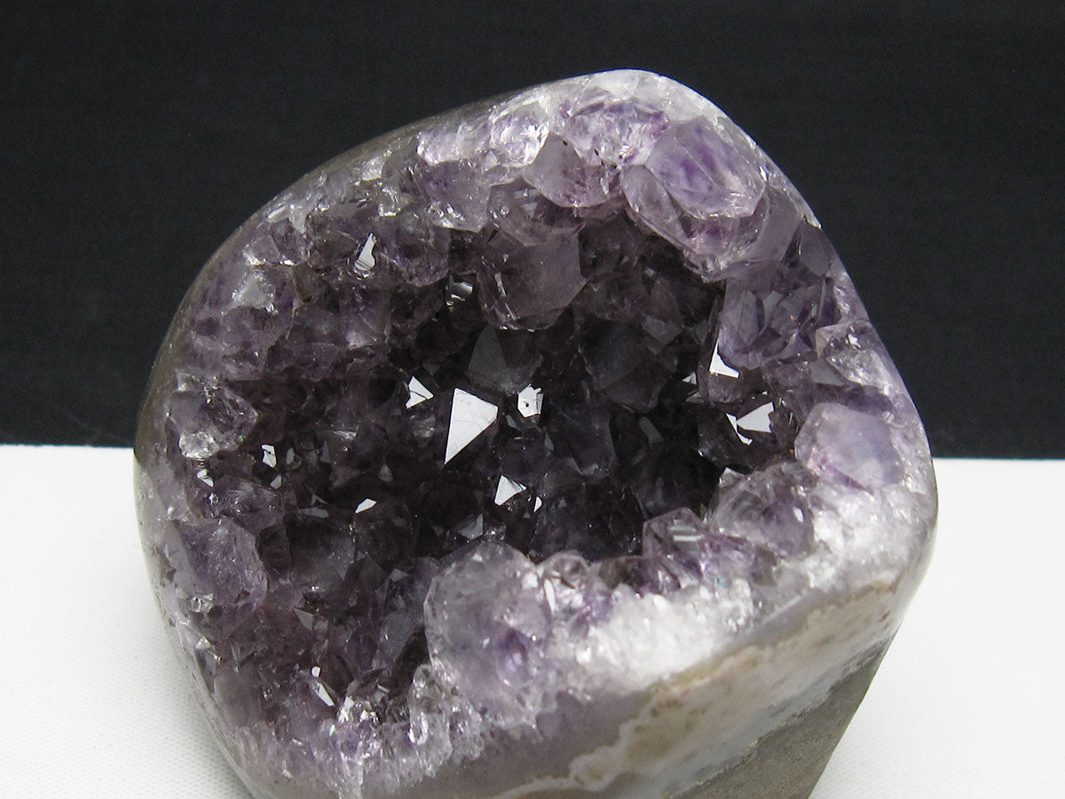 アメジスト クラスター ウルグアイ産 アメジスト 原石 amethyst 一点物 182-8907