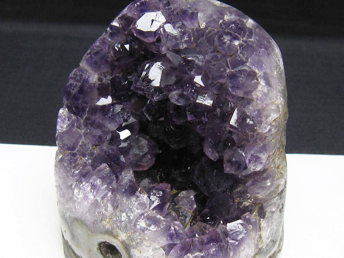 アメジスト クラスター ウルグアイ産 アメジスト 原石 amethyst 一点物 182-8953