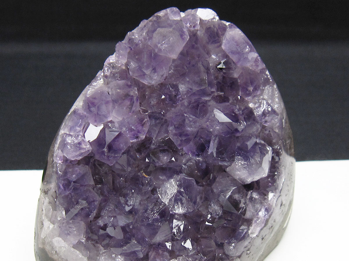 アメジスト クラスター ウルグアイ産 アメジスト 原石 amethyst 一点物 182-8960