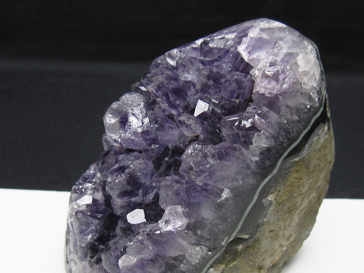 アメジスト クラスター ウルグアイ産 アメジスト 原石 amethyst 一点物 182-8965