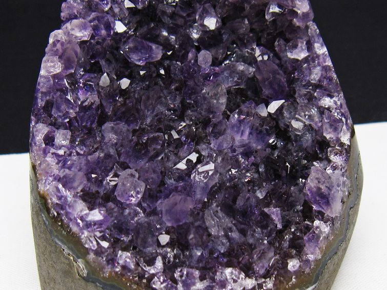 アメジスト クラスター ウルグアイ産 アメジスト 原石 amethyst 一点物 182-8966