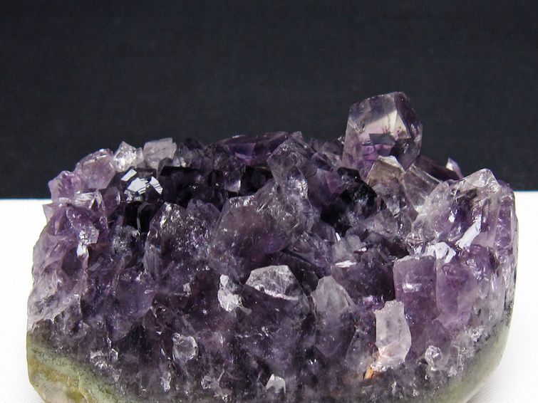 アメジスト クラスター ウルグアイ産 アメジスト 原石 amethyst 一点物 182-8984