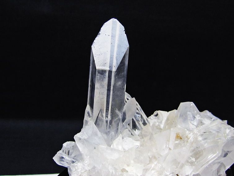 水晶 クラスター マダガスカル産 台座付属 水晶 原石 一点物 182-9276