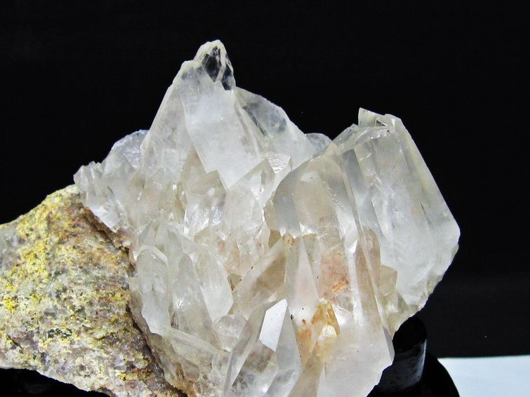 水晶 クラスター マダガスカル産 台座付属 水晶 原石 一点物 182-9282