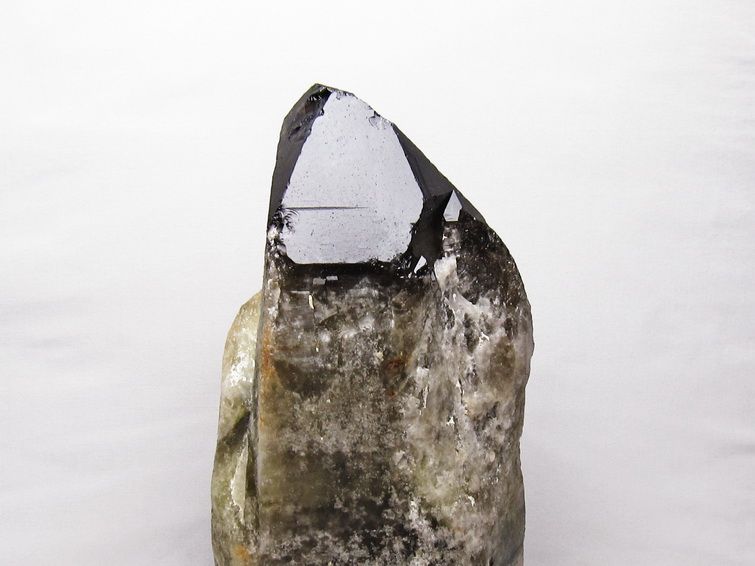 8.6Kg スモーキークォーツ 原石 煙水晶 エレスチャル 台座付属 191-639