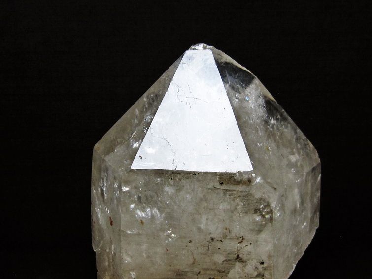 2.3Kg 水晶 原石 虹入り 台座付属 191-676