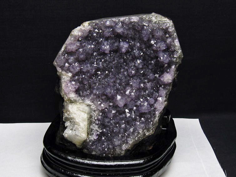 2.4Kg アメジスト クラスター ウルグアイ産 アメジスト 原石 amethyst 台座付属 カルサイト付き 花型 一点物 192-686