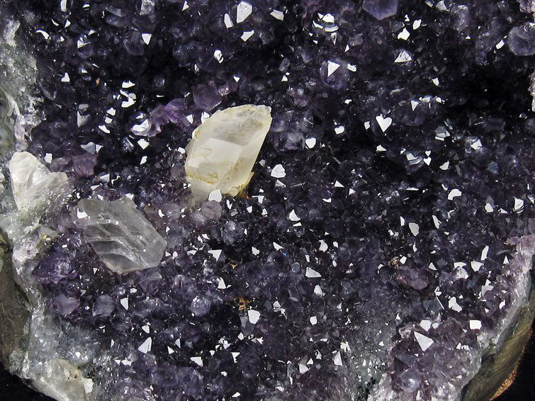 3.9Kg アメジスト クラスター ウルグアイ産 アメジスト 原石 amethyst 台座付属 カルサイト付き 花型 一点物 192-688