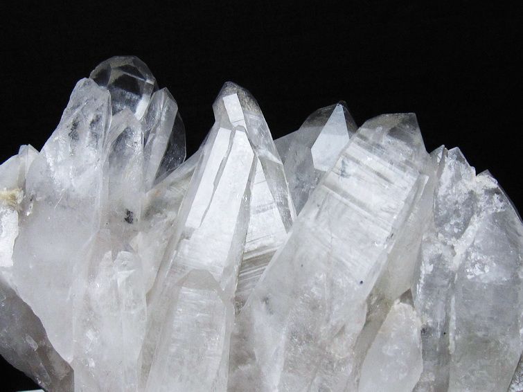 水晶クラスター 4.4Kg 原石 ブラジル ミナスジェライス州 コリント産 一点物 台座付属 レムリアンシード 192-700