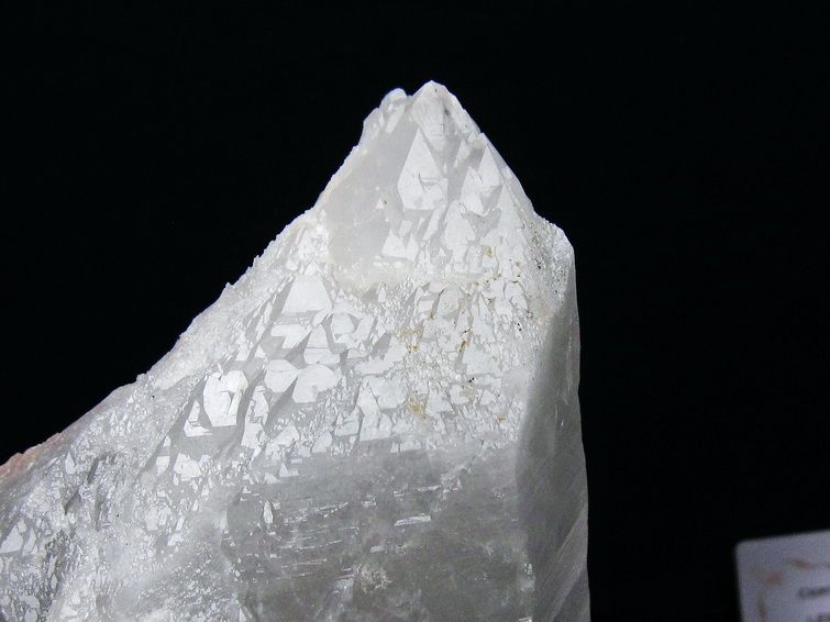 水晶クラスター 2.2Kg 原石 ブラジル ミナスジェライス州 コリント産 一点物 台座付属 レムリアンシード 192-708