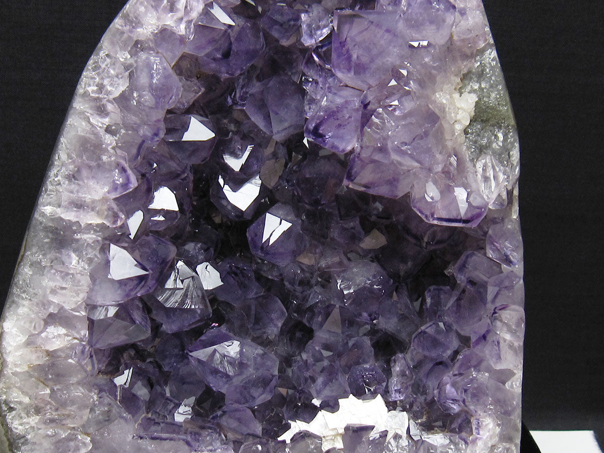 2.6Kg アメジスト クラスター アメジスト 原石 ウルグアイ産 amethyst 台座付属 一点物 192-718