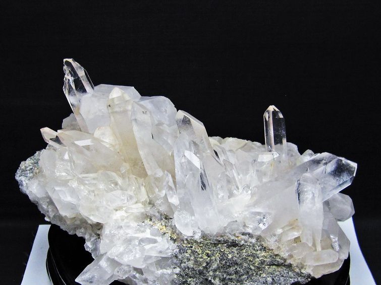3.2Kg 水晶 クラスター マダガスカル産 台座付属 水晶 原石 192-782