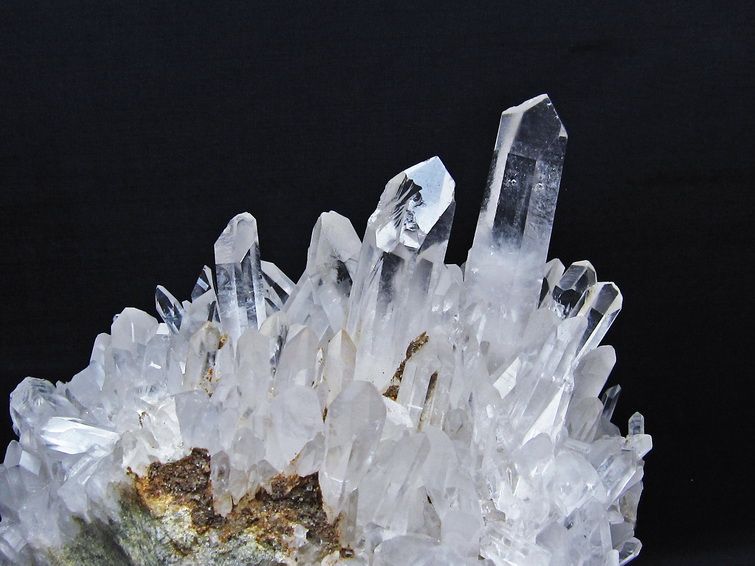 5.7Kg 水晶 クラスター マダガスカル産 台座付属 水晶 原石 192-785