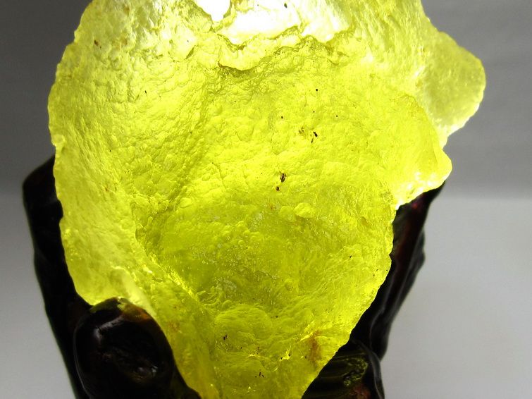 リビアングラス 原石 台座付属 一点物 199-958