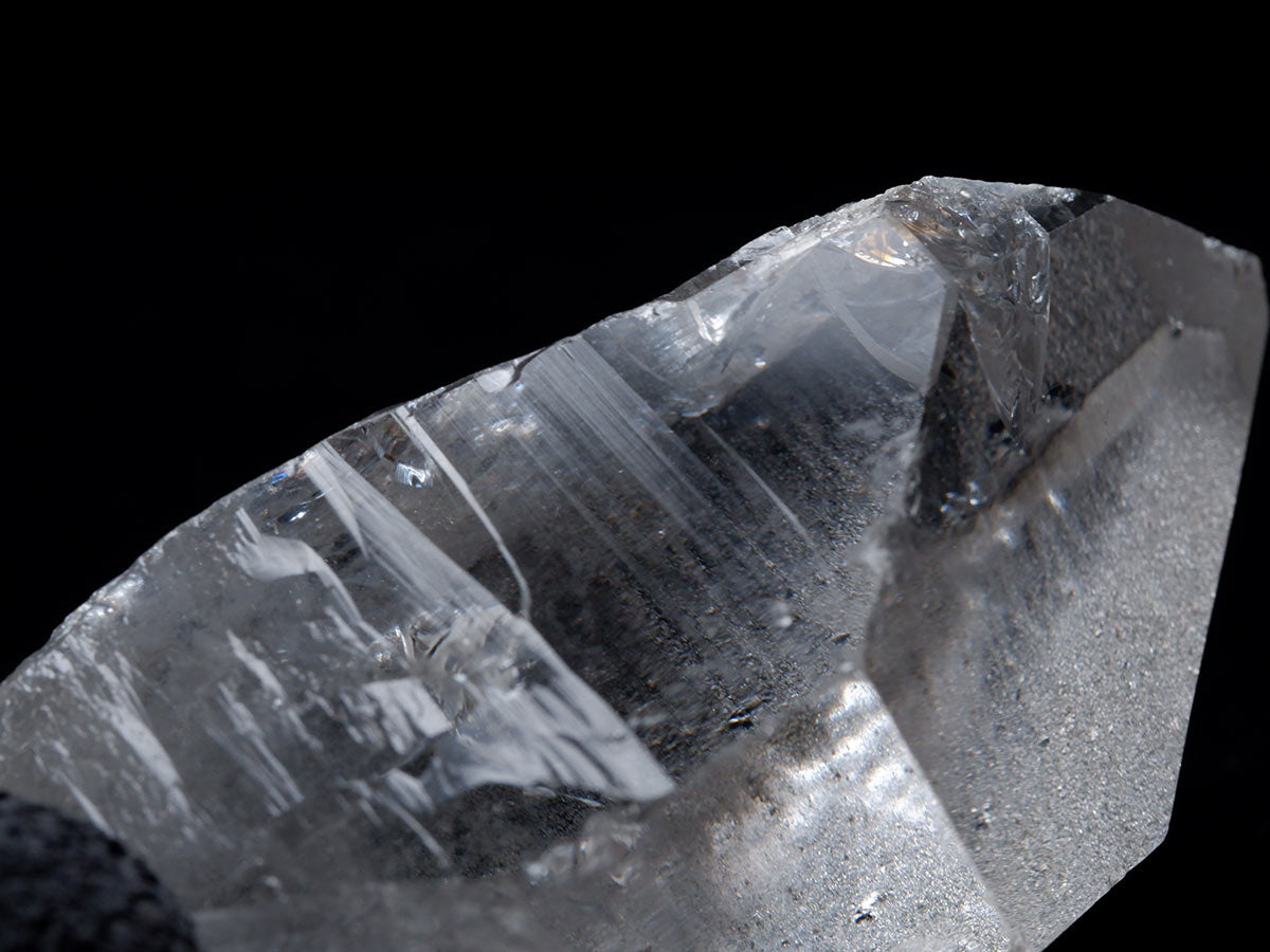 レムリアンシード 水晶 原石 虹入り ブラジル ミナスジェライス州 コリント産 証明書付属 一点物 271-823