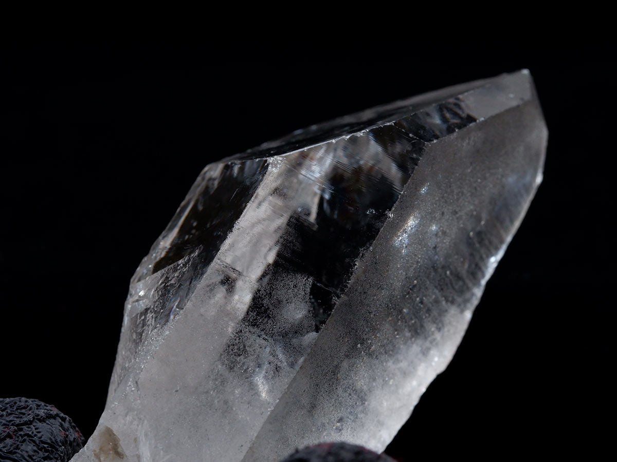 レムリアンシード 水晶 原石 虹入り ブラジル ミナスジェライス州 コリント産 証明書付属 一点物 271-823