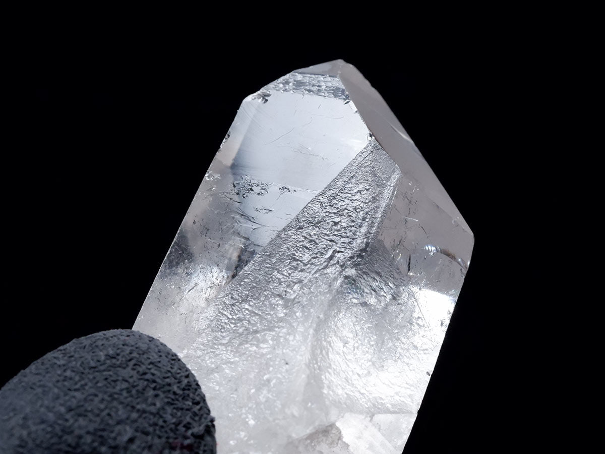 レムリアンシード 水晶 原石 虹入り ブラジル ミナスジェライス州 コリント産 証明書付属 一点物 271-826