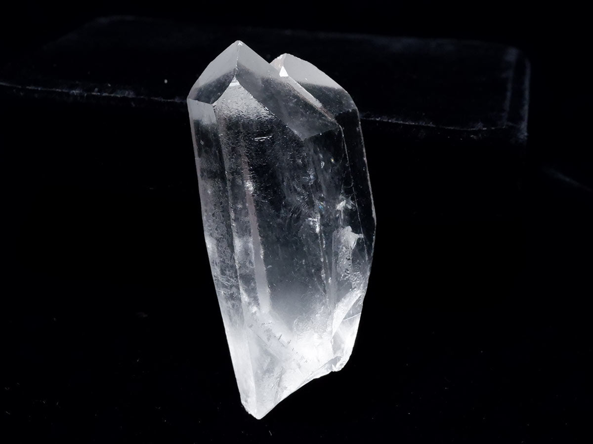 レムリアンシード 水晶 原石 ブラジル ミナスジェライス州 コリント産 証明書付属 一点物 271-833