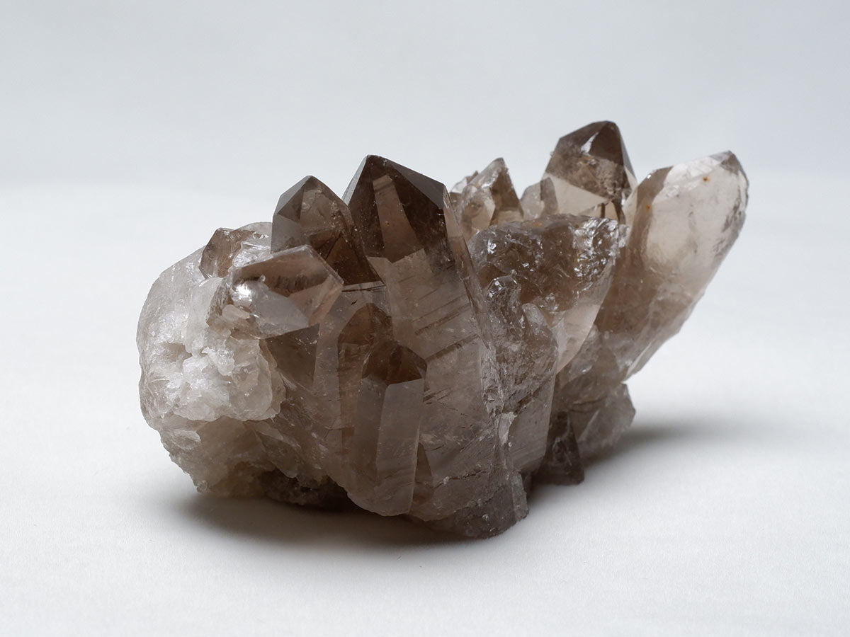 スモーキークォーツ クラスター ブラジル産 モリオン 黒水晶 原石 一点物 272-295