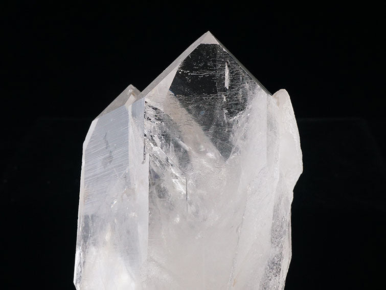 水晶 クラスター 虹入り ツインクリスタル アーカンソー産 282-385