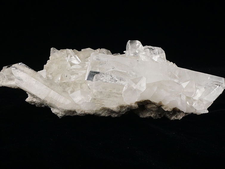 ガーデンクォーツ 水晶クラスター 2.5Kg 原石 ブラジル ミナスジェライス州 コリント産 証明書付属 一点物 レムリアンシード 282-400