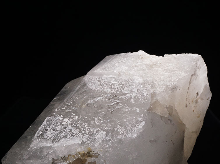 水晶クラスター 1.6Kg ブラジル ミナスジェライス州 コリント産 証明書付属 一点物 レムリアンシード 282-477
