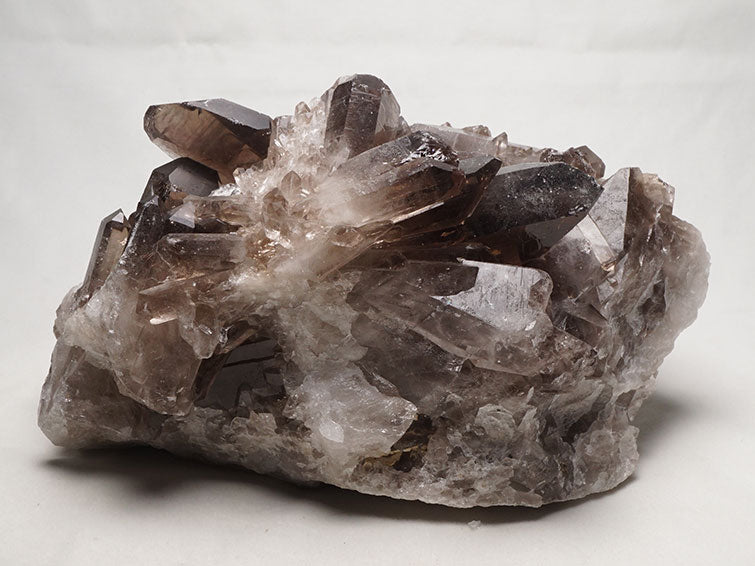 2.8Kg スモーキークォーツ クラスター 原石 煙水晶 モリオン 黒水晶 ブラジル産 一点物 282-496