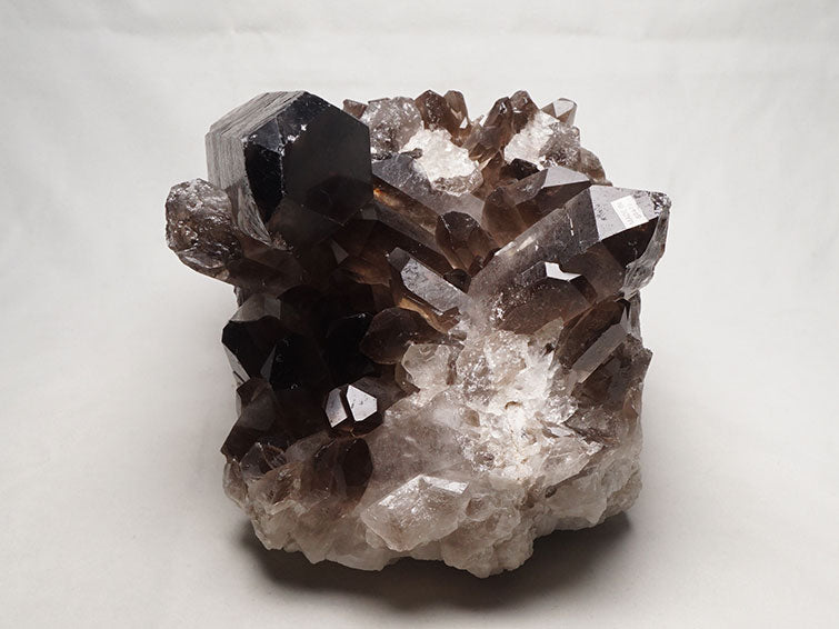 3.5Kg スモーキークォーツ クラスター 原石 煙水晶 モリオン 黒水晶 ブラジル産 一点物 282-497