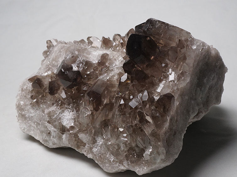 2Kg スモーキークォーツ クラスター 煙水晶 原石 モリオン 黒水晶 ブラジル産 一点物 282-507