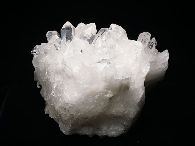 水晶クラスター 2.2Kg ブラジル ミナスジェライス州 コリント産 レムリアンシード 証明書付属 282-541